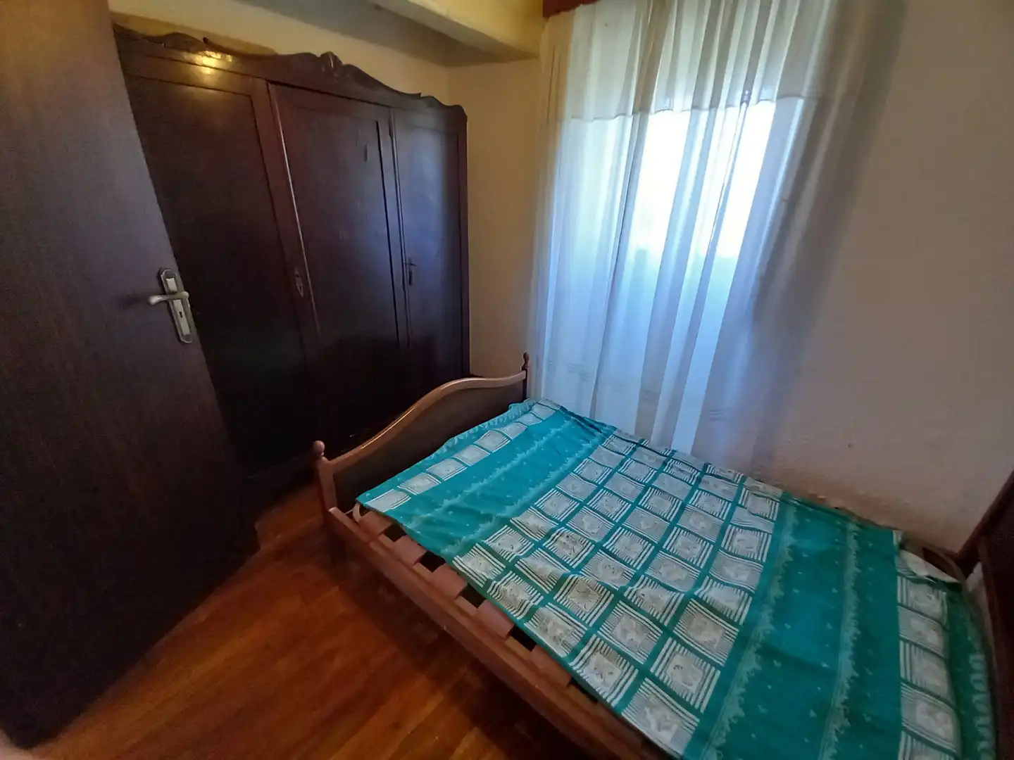 Dormitori de Casa o xalet en venda en Ribeira amb Jardí privat, Traster i Moblat