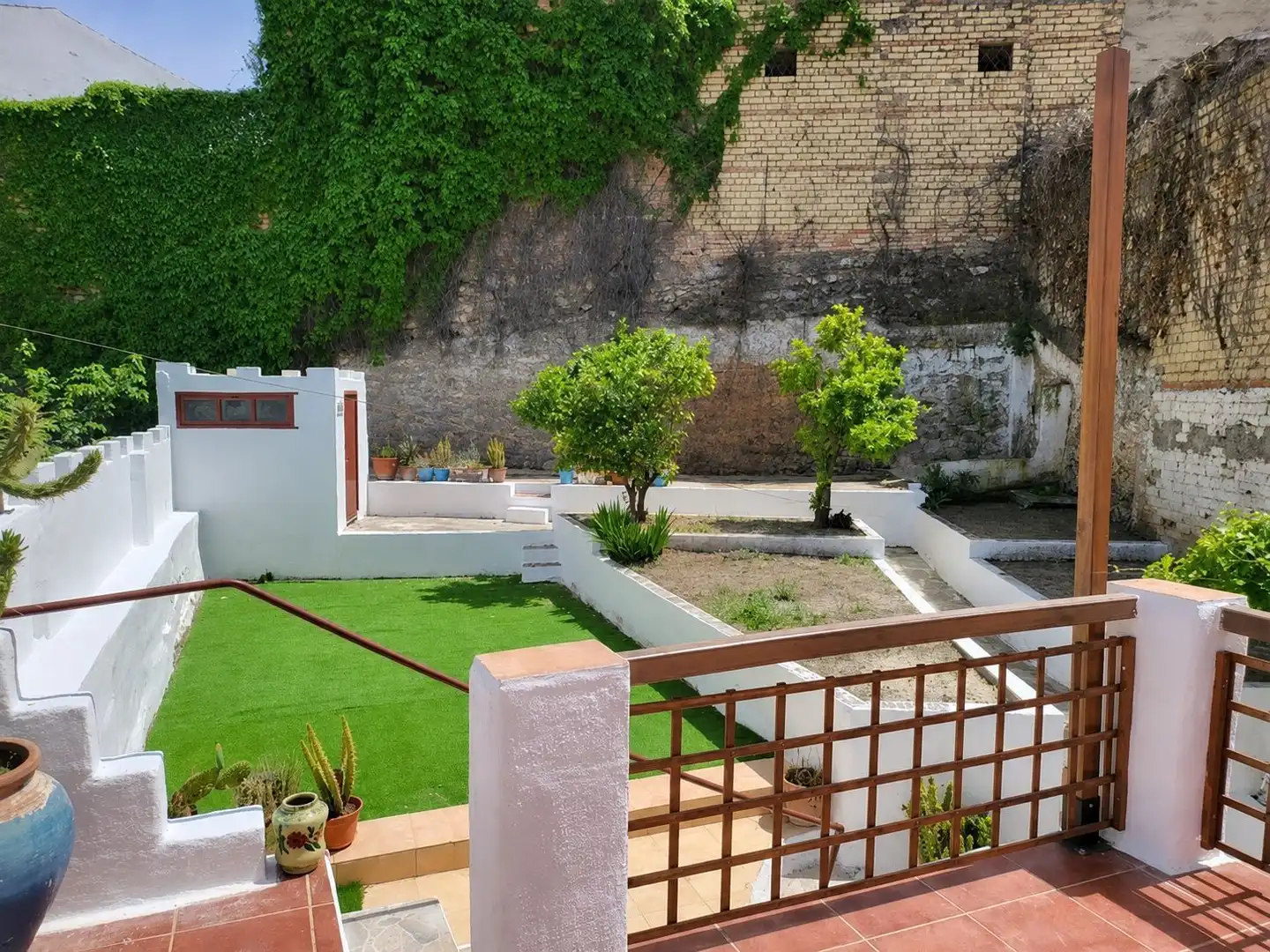 Adossat amb jardí en venda a Calle Rute