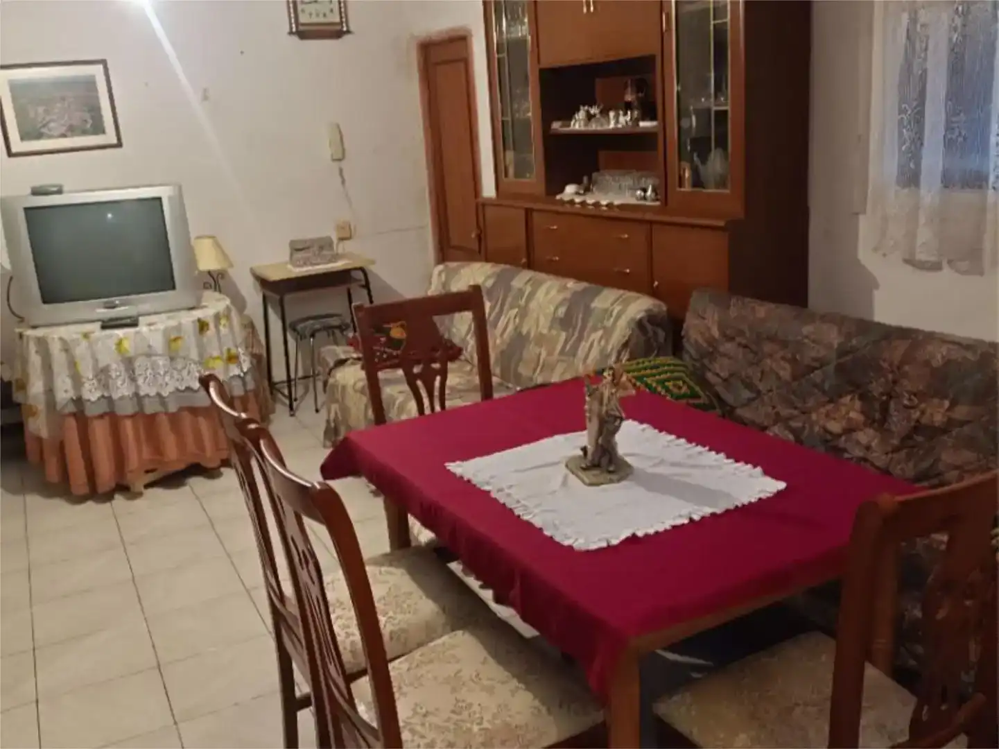 Sala d'estar de Pis en venda en Villamol amb Parquet, Traster i Moblat
