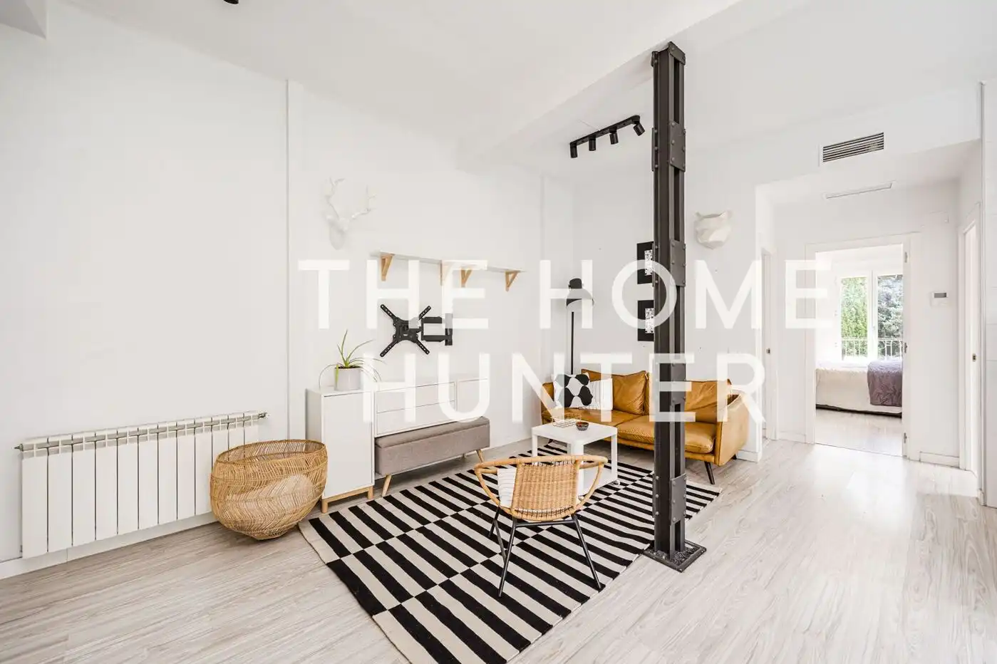 Living room of Flat for rent in Madrid  with Air Conditioner, Heating and Furnished
