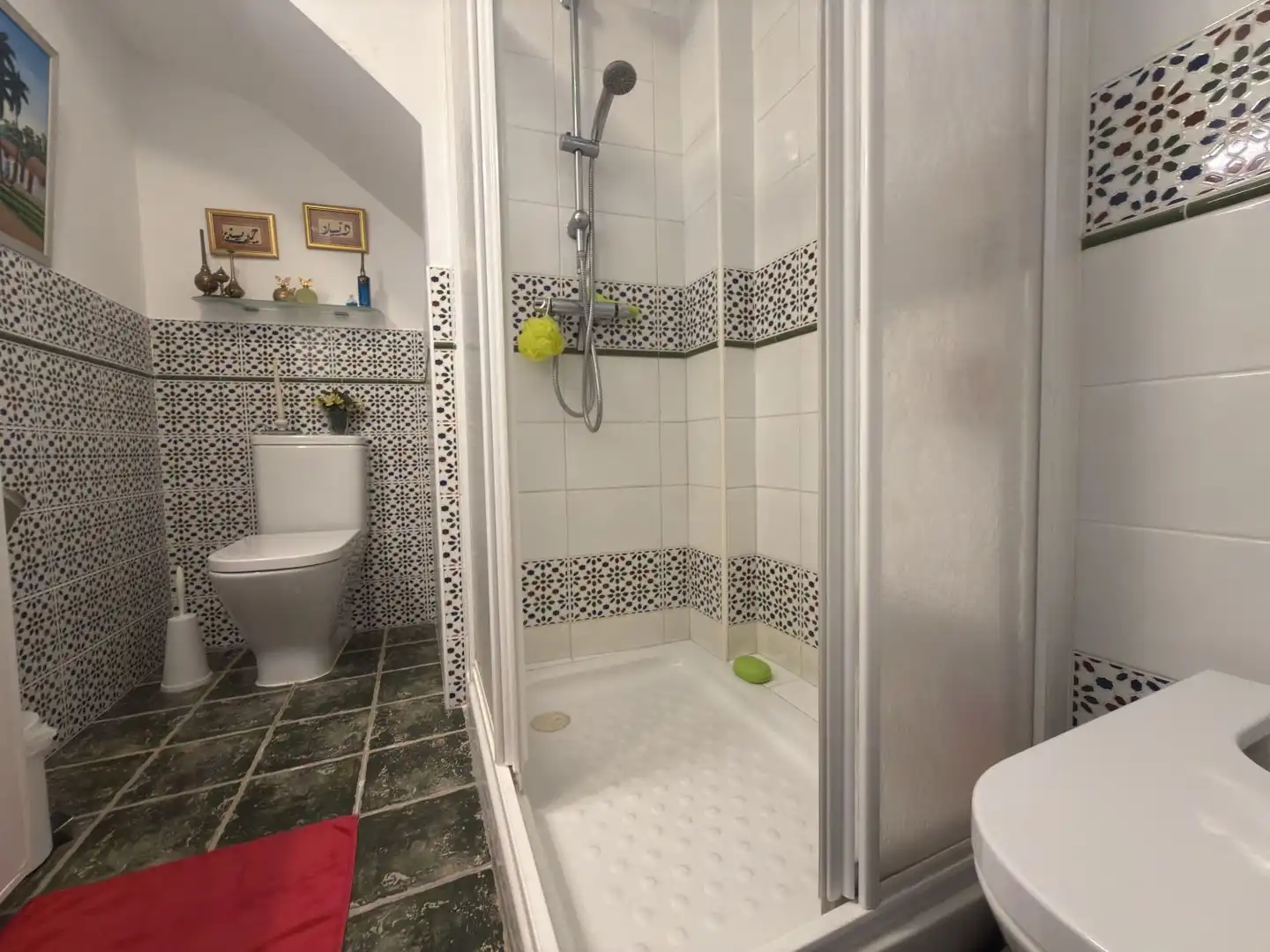 Bany de Casa o xalet en venda en Estepona amb Aire condicionat, Terrassa i Balcó