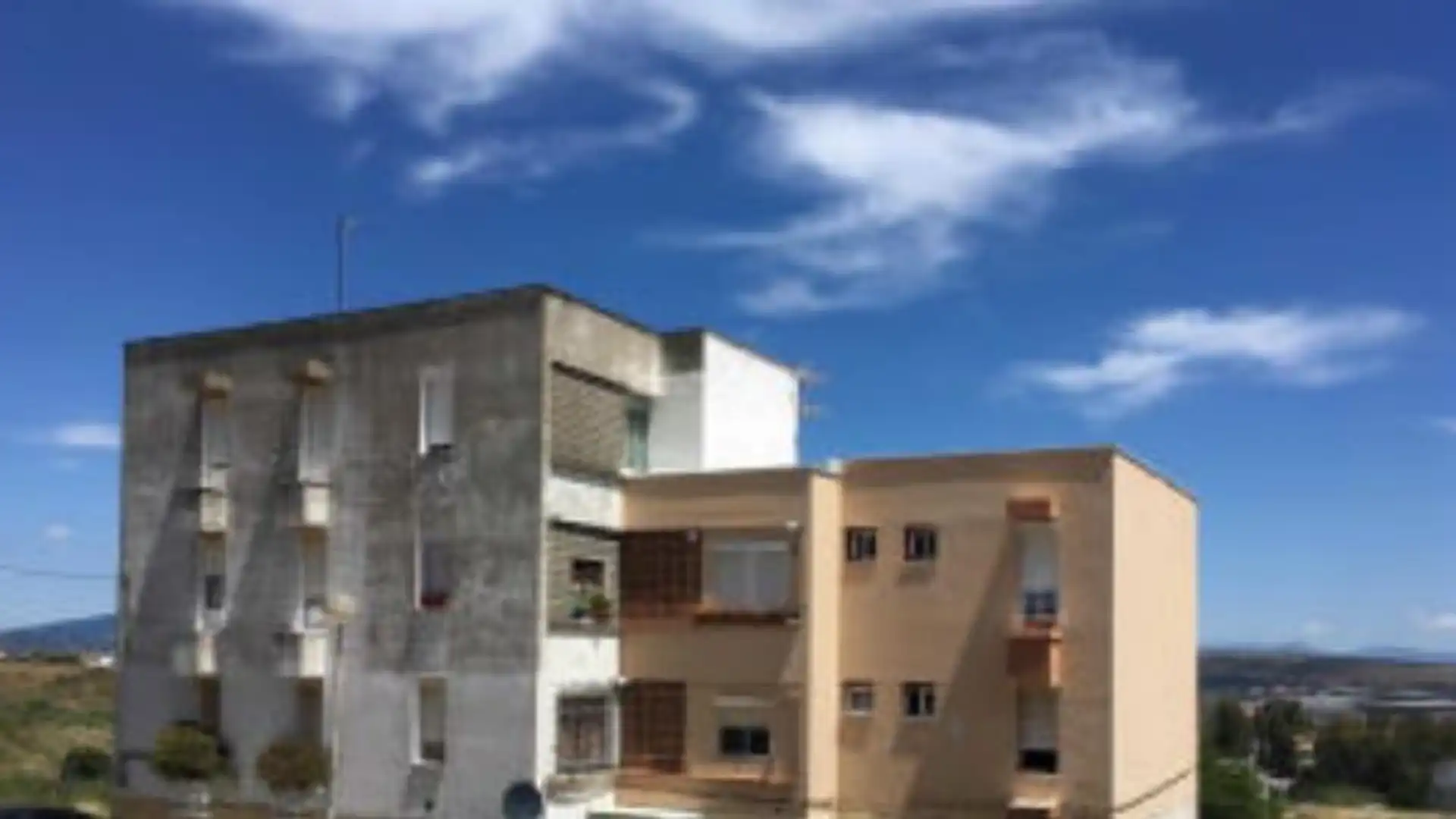Vista exterior de Piso en venta en Algeciras