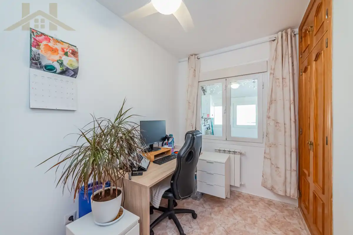 Schlafzimmer von Dachboden zum Verkauf in Ciempozuelos mit Klimaanlage, Heizung und Terrasse