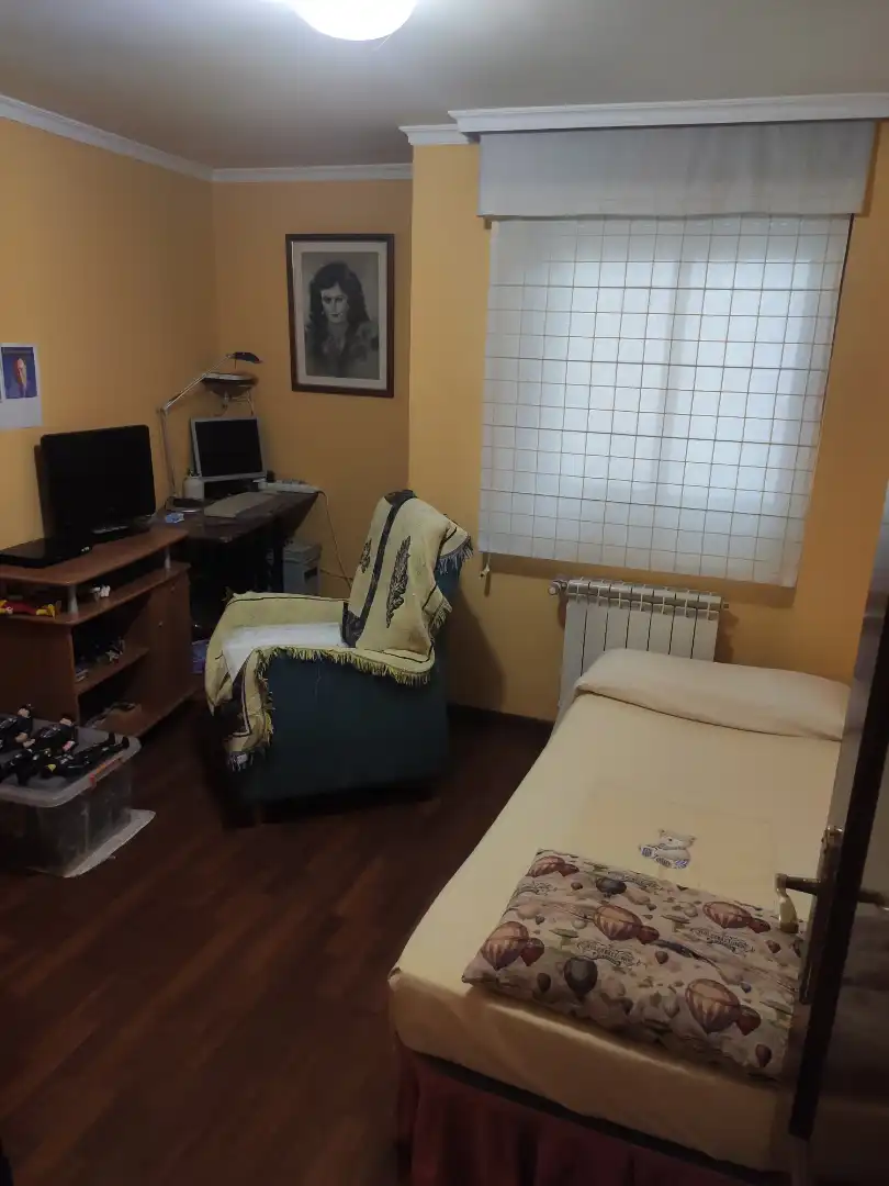 Habitación de Dúplex en venta en Arteixo con Calefacción, Parquet y Terraza