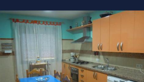 Foto 3 de Casa o xalet de lloguer a Carretera Olivares, 1, Sanlúcar la Mayor, Sevilla