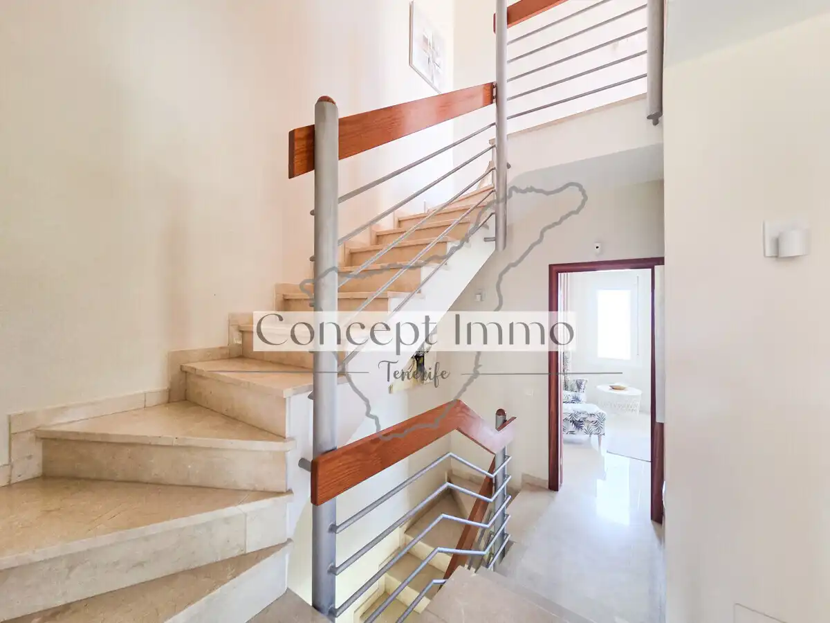 Detached homes for sale in Calle Tajore, Playa de Fañabé