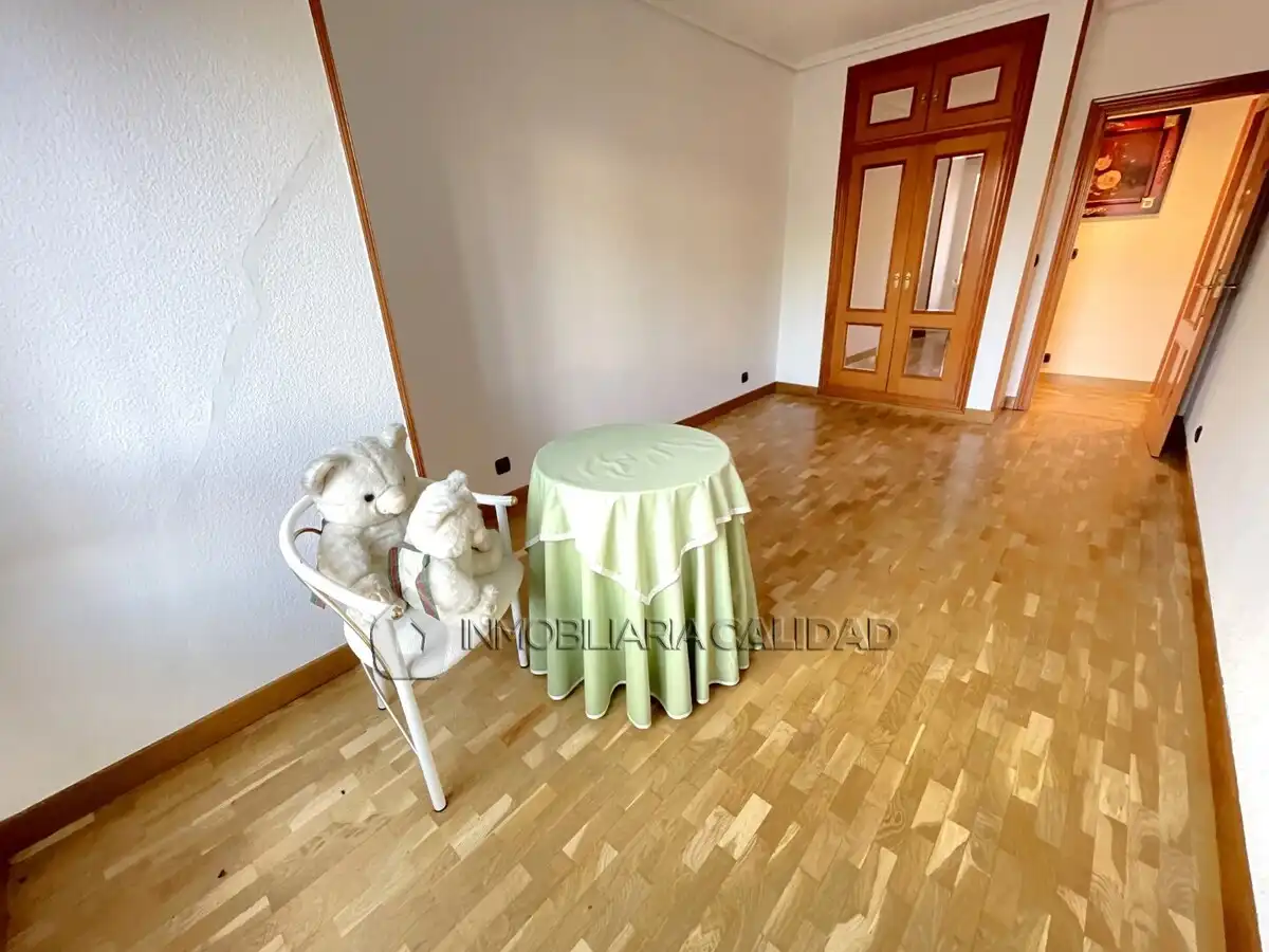 Wohnung mit Aufzug zum Verkauf in Zona Sur - Barrio Cortes, imagen 5