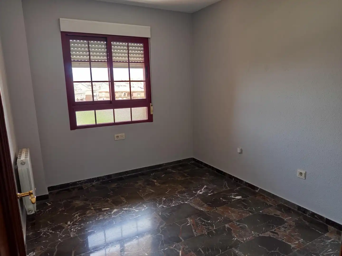 Flat for rent in Renfe - Bulevar 1ª y 2ª Fase