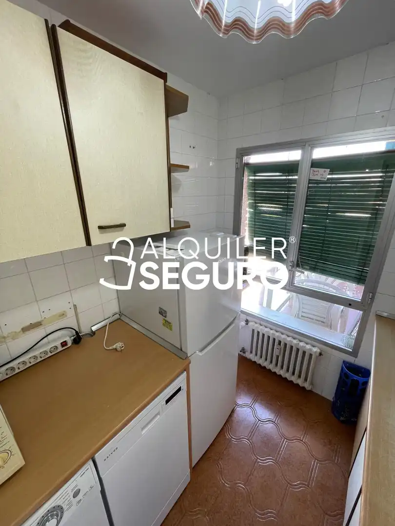 Cocina de Piso de alquiler en Madrid con Aire acondicionado, Calefacción y Terraza
