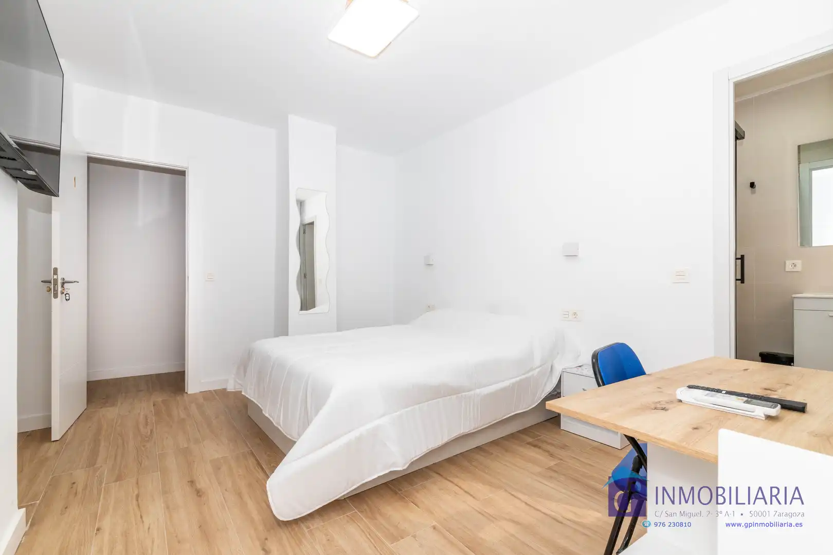 Flat for sale in Calle de Santiago, Alfonso