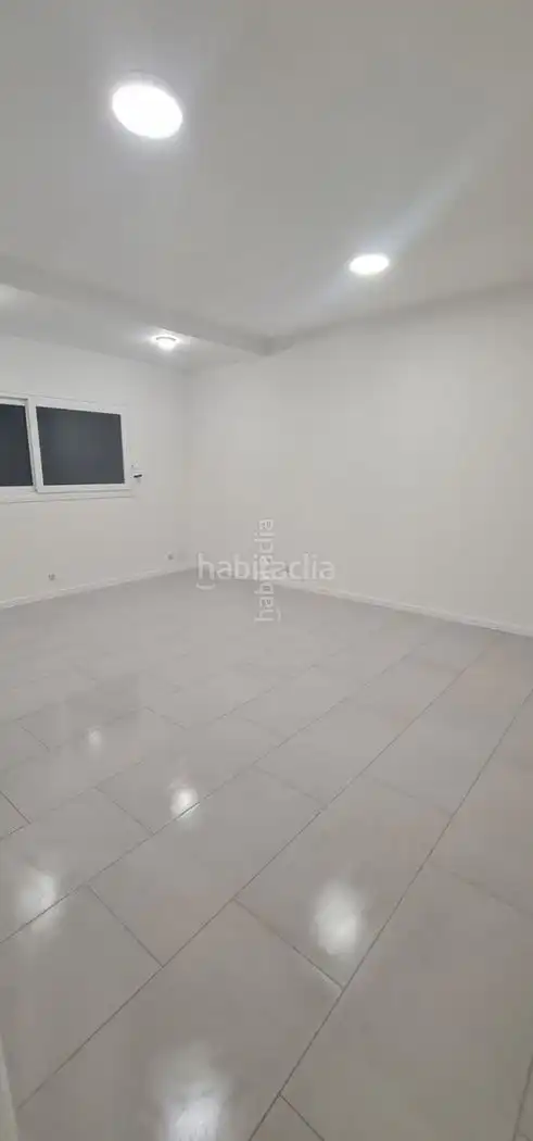 Office space to rent in Carrer del Guix 5B