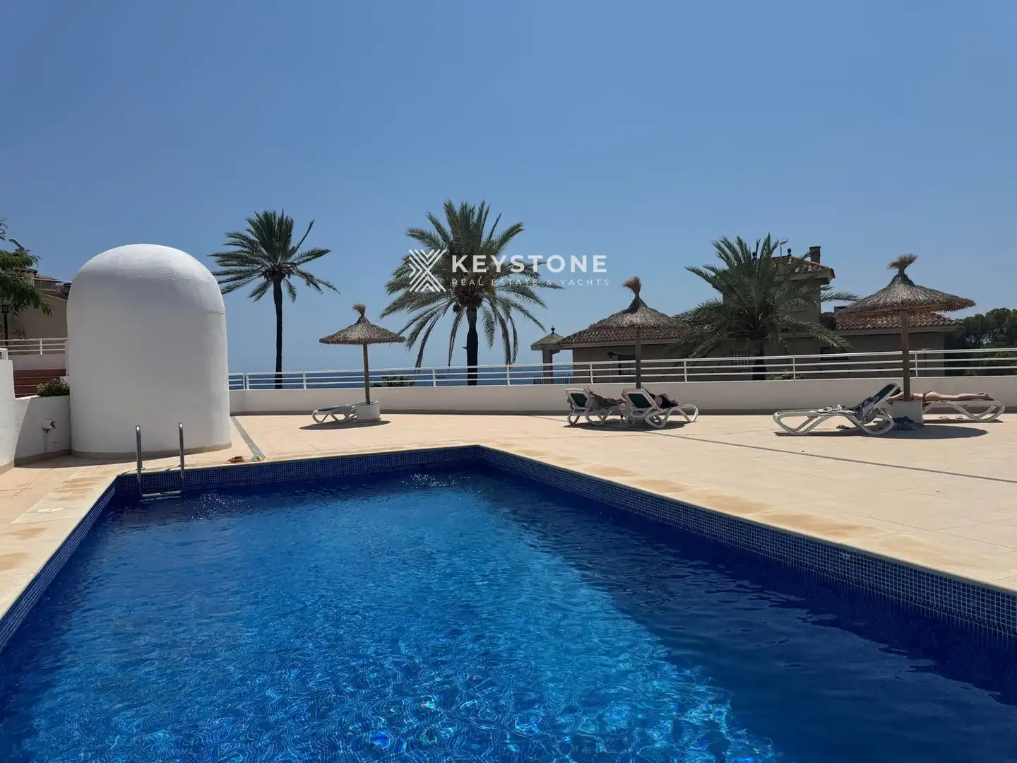 Swimming pool of Attic for rent in  Palma de Mallorca  with Air Conditioner, Terrace and Swimming Pool