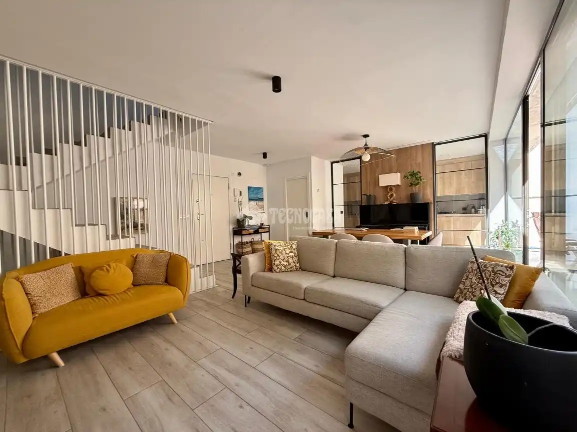 Sala d'estar de Casa adosada en venda en Fuencarral - El Pardo