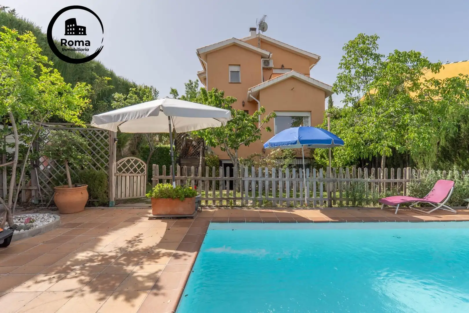 Jardí de Casa o xalet en venda en La Zubia amb Aire condicionat, Calefacció i Jardí privat