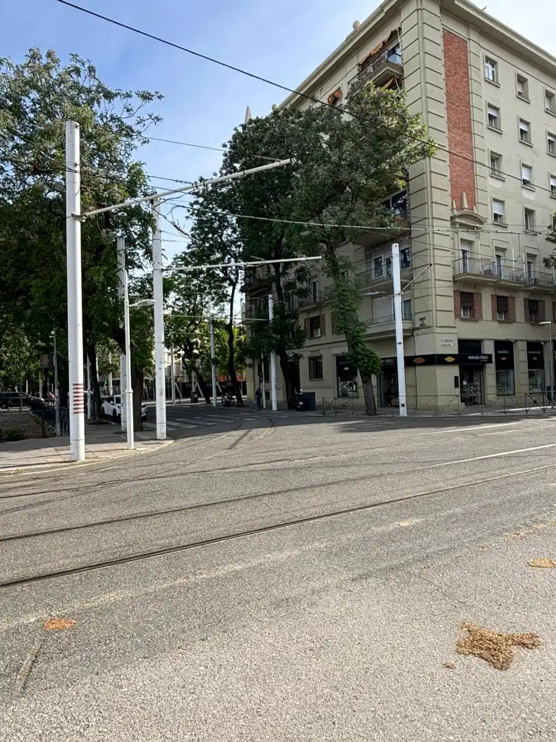 Vista exterior de Pis en venda en Sevilla amb Aire condicionat