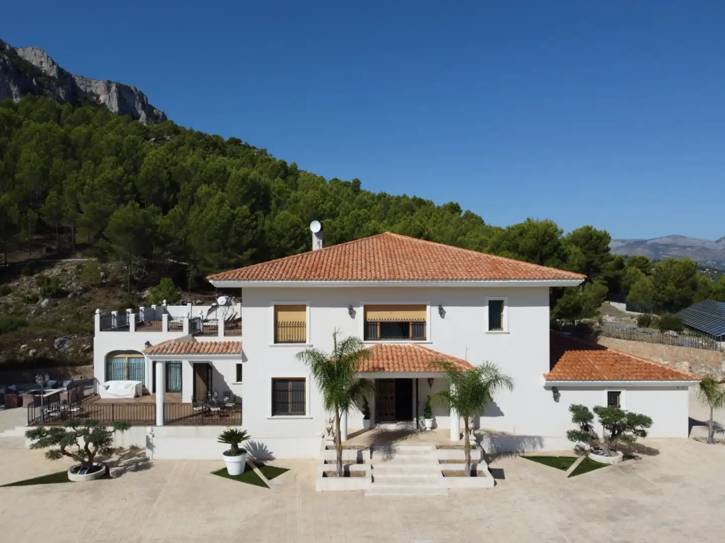 Vista exterior de Casa o chalet en venta en Benimantell con Aire acondicionado, Jardín privado y Terraza