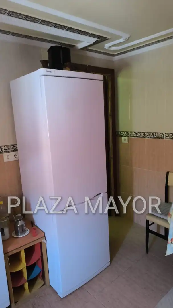 Houses for sale in Zarapicos  with Furnished