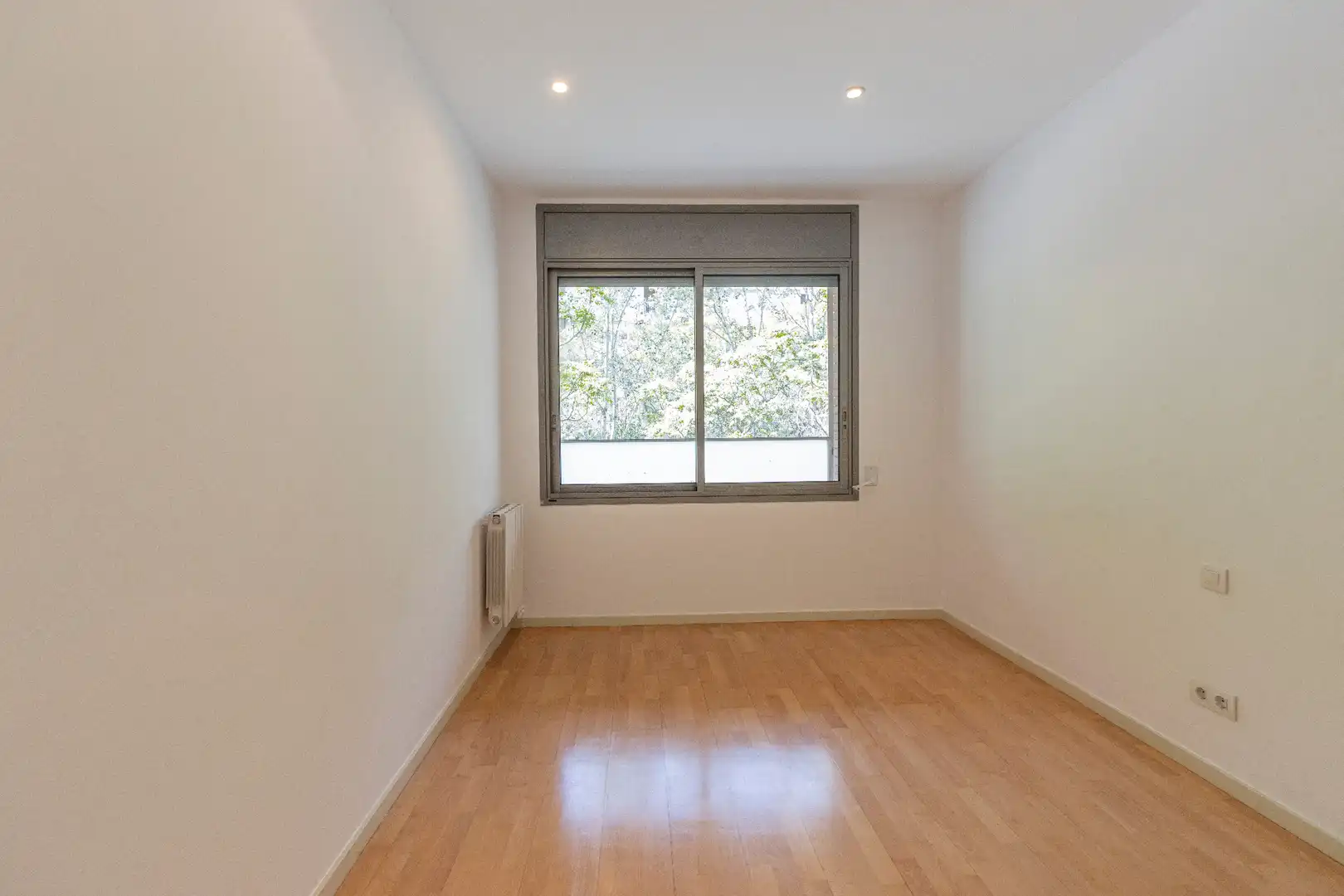 Schlafzimmer von Wohnung zum Verkauf in Barcelona mit Klimaanlage, Heizung und Parkett