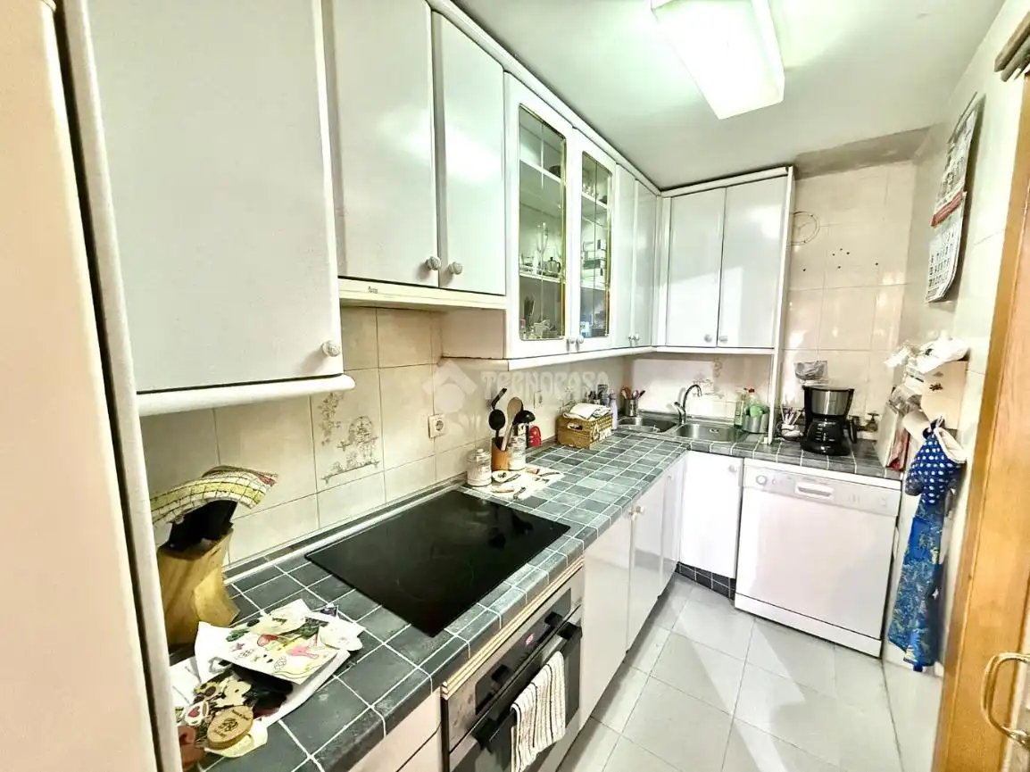 Cocina de Piso en venta en Madrid con Calefacción y Amueblado