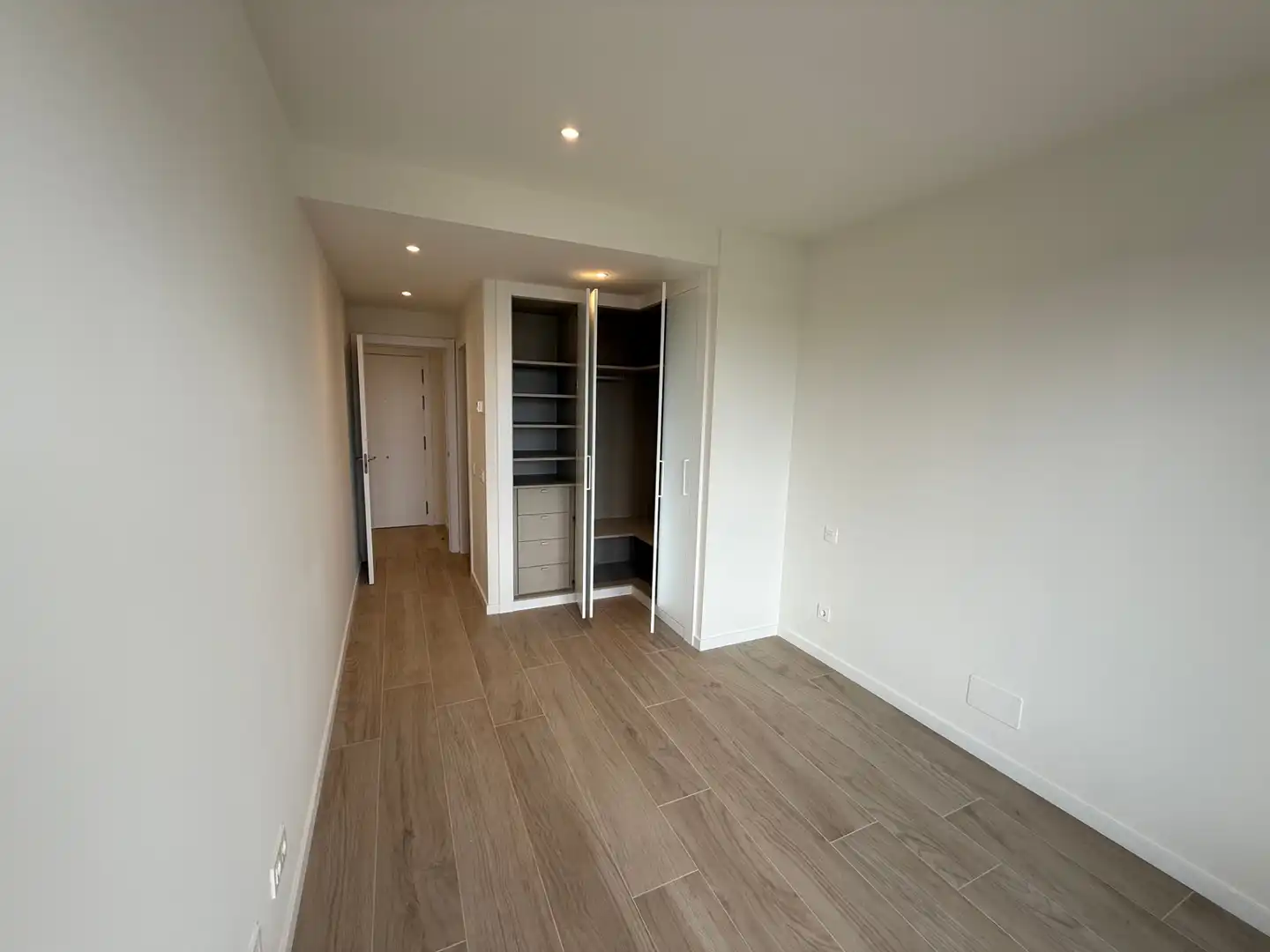 Bedroom of Flat for rent in Madrid  with Heating, Terrace and Storage room
