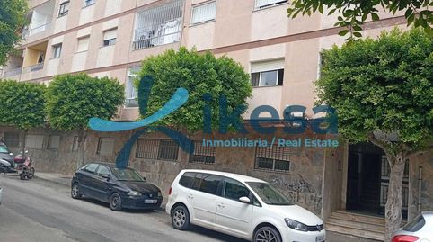 Piso en venta en El Ejido Centro  Amplia vivienda con gran potencial