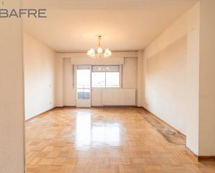 Living room of Flat for sale in  Madrid Capital  with Air Conditioner, Heating and Terrace