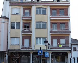 Exterior view of Building for sale in Cacabelos