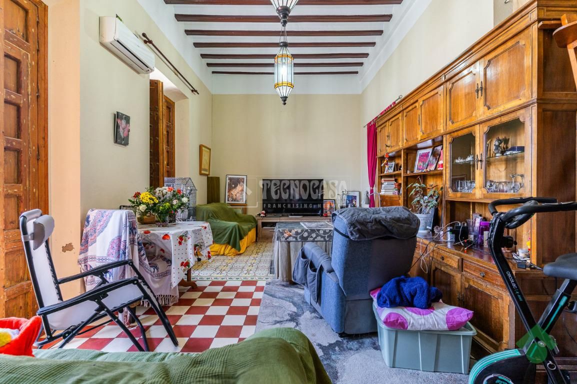 Sala d'estar de Pis en venda en Puerto Real amb Aire condicionat i Balcó
