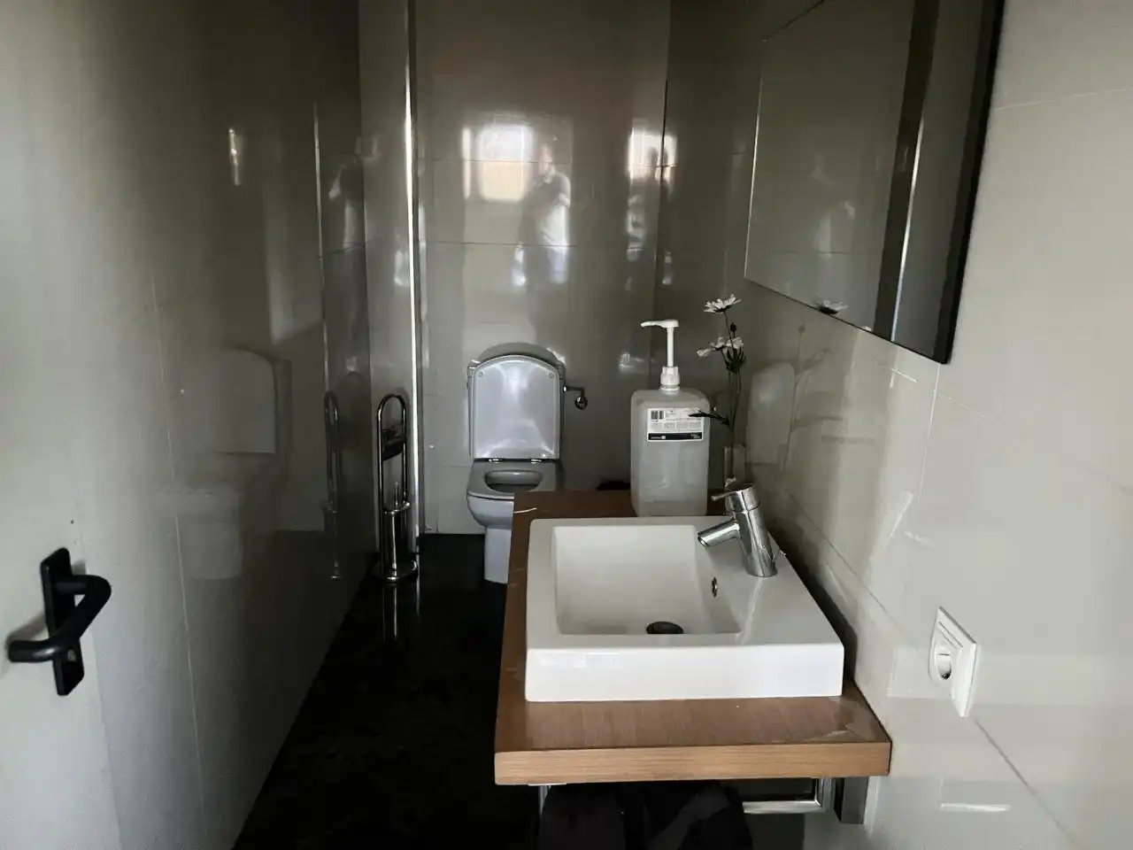 Baño de Nave industrial en venta en Manlleu con Alarma