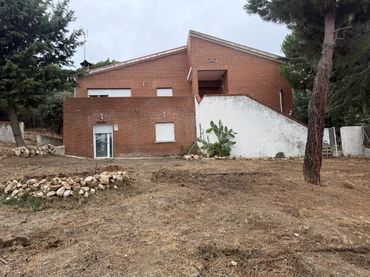 Xalet amb piscina en venda a Los Llanos - Valle Pardo