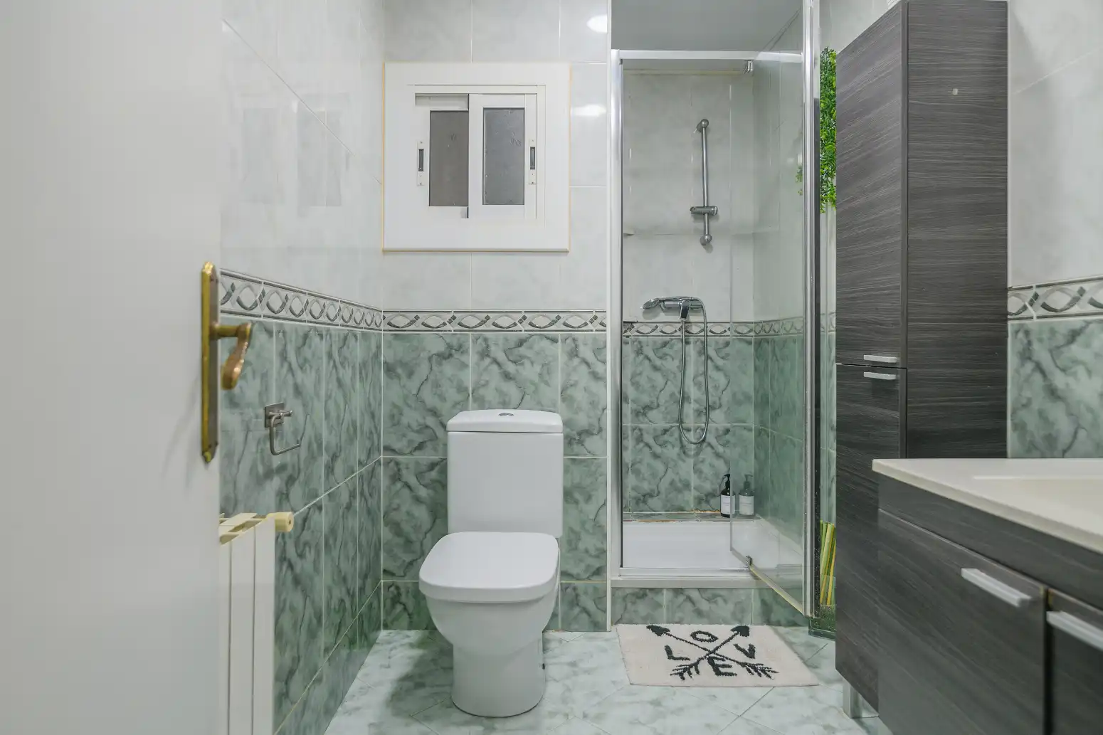 Baño de Piso en venta en Viladecans con Calefacción