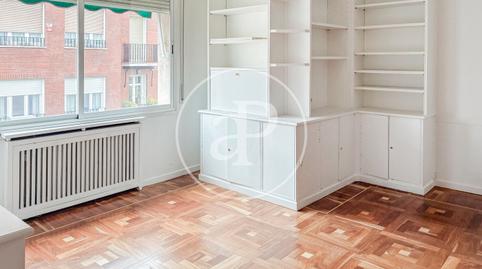 Photo 2 of Flat to rent in Calle de Núñez de Balboa, Castellana,  Madrid Capital