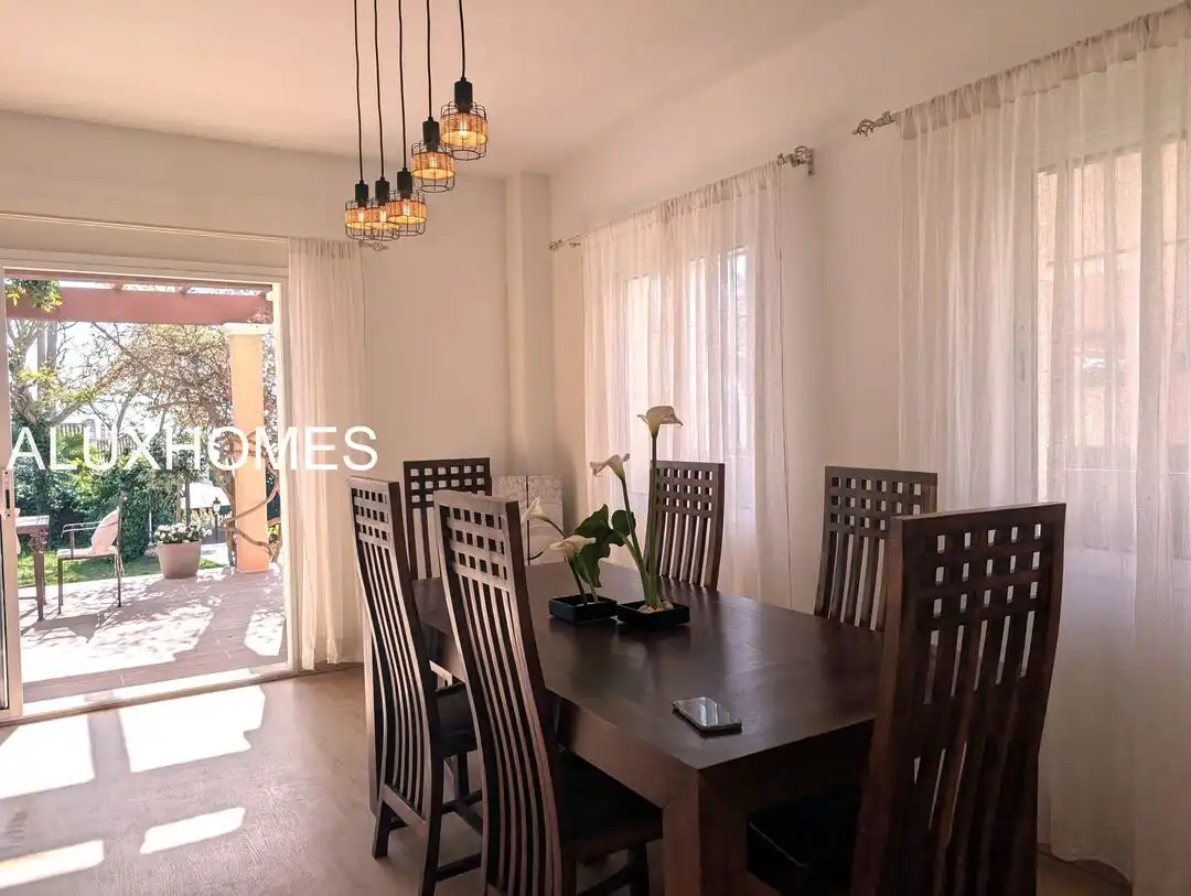 Comedor de Casa o chalet en venta en La Alcaidesa con Aire acondicionado, Calefacción y Jardín privado