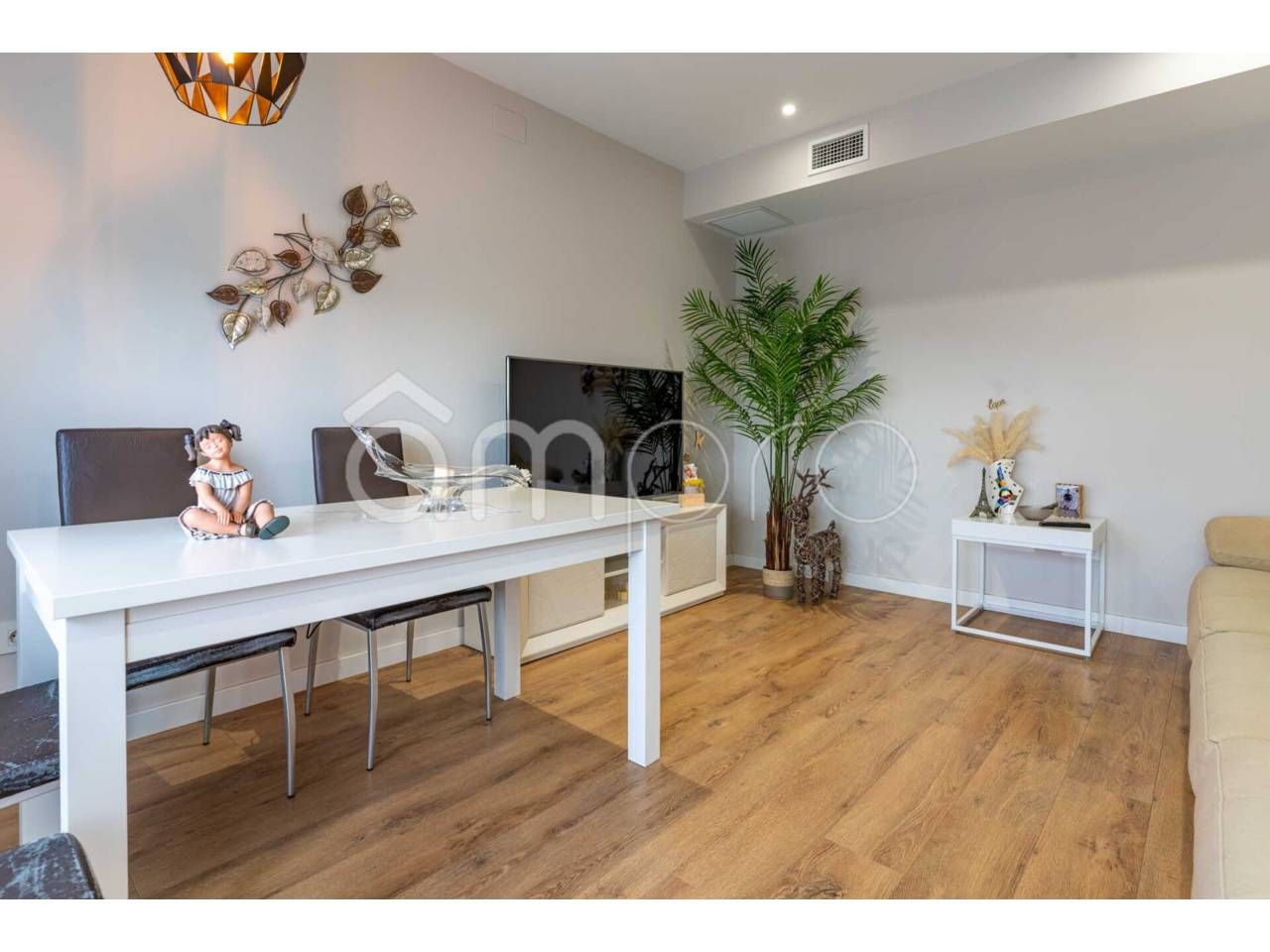 Living room of Flat for sale in  Tarragona Capital  with Air Conditioner, Parquet flooring and Terrace