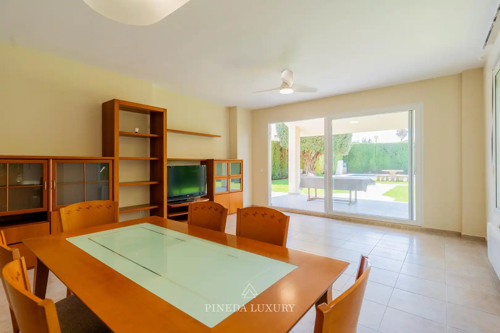 Sala de estar de Casa o chalet de alquiler en Puçol con Calefacción, Jardín privado y Terraza