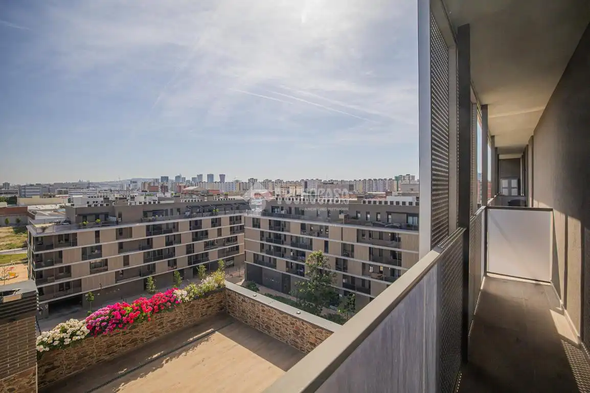 Terrassa de Pis en venda en L'Hospitalet de Llobregat amb Traster i Balcó
