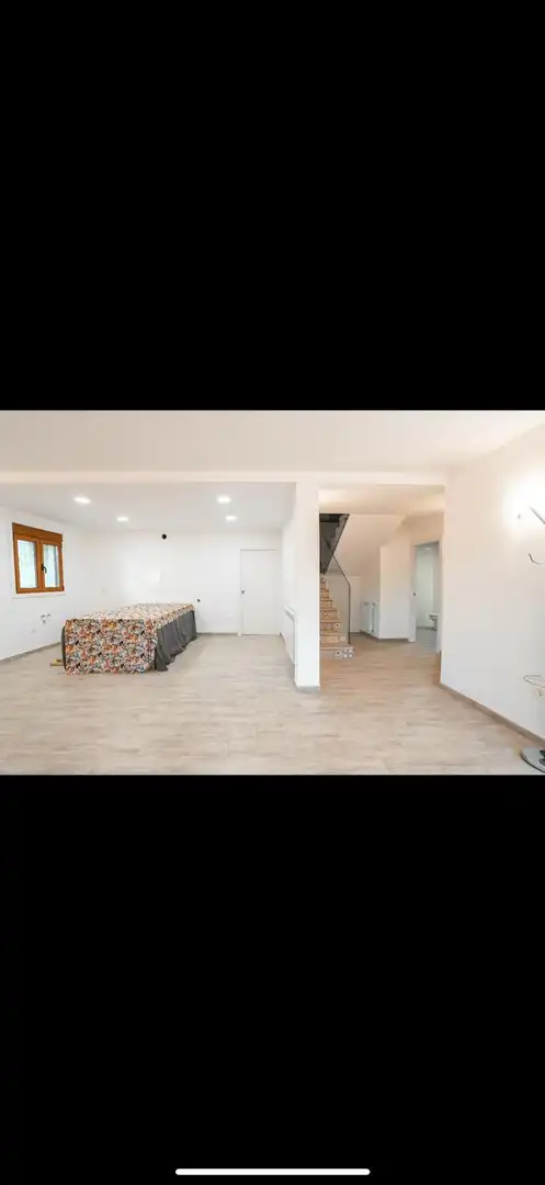 Casa o xalet en venda en A Merca   amb Jardí privat, Terrassa i Moblat