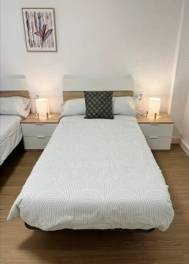 Bedroom of Flat for rent in Castellón de la Plana / Castelló de la Plana  with Furnished, TV and Internet