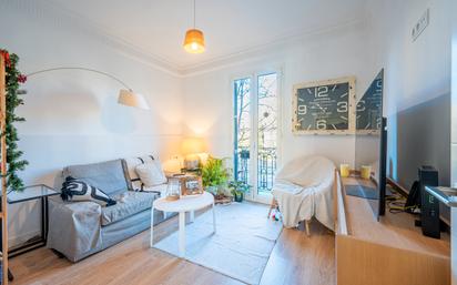 Living room of Flat for sale in  Barcelona Capital  with Air Conditioner, Heating and Parquet flooring