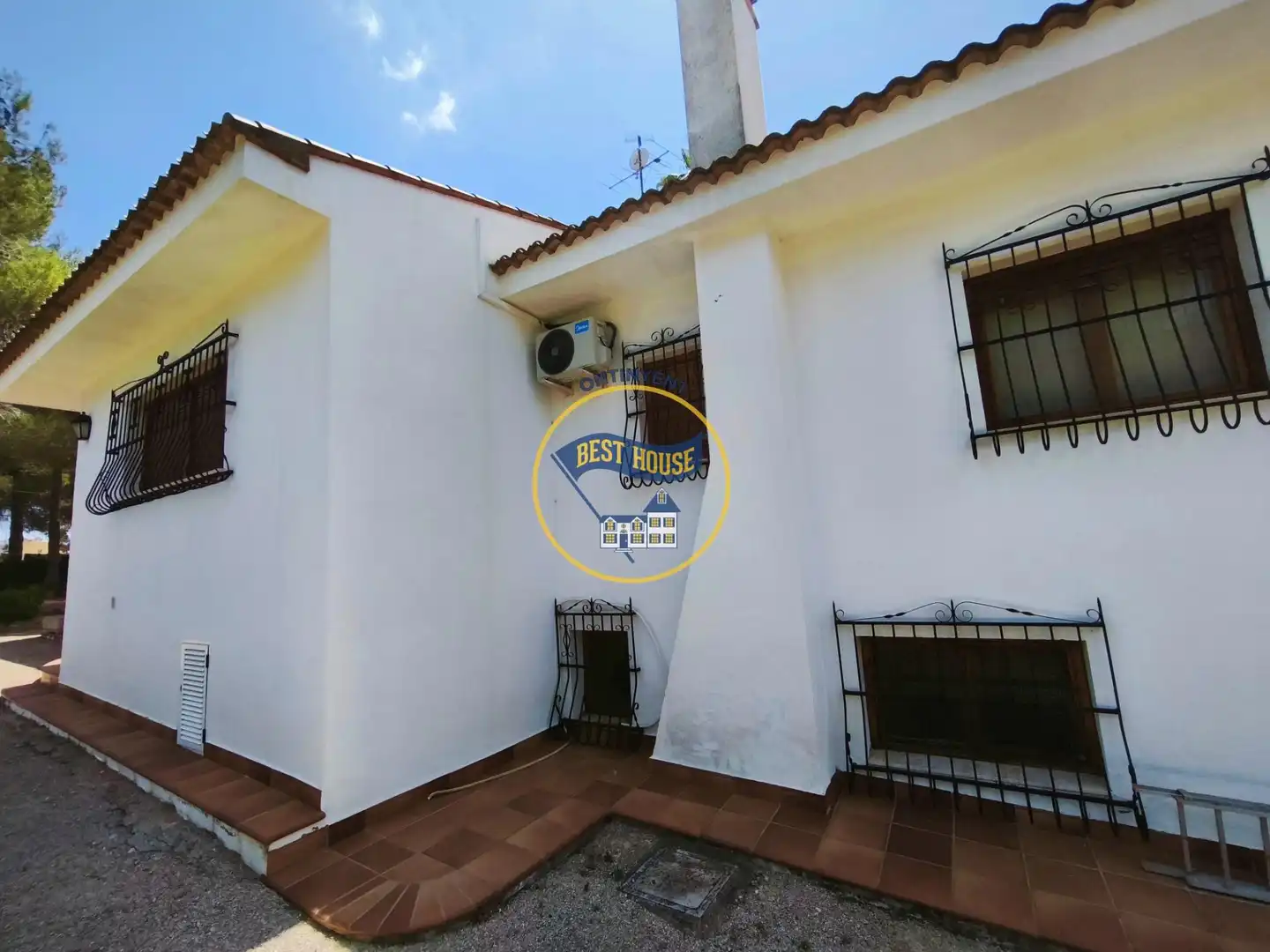 Vista exterior de Casa o chalet en venta en Ontinyent con Aire acondicionado, Calefacción y Jardín privado