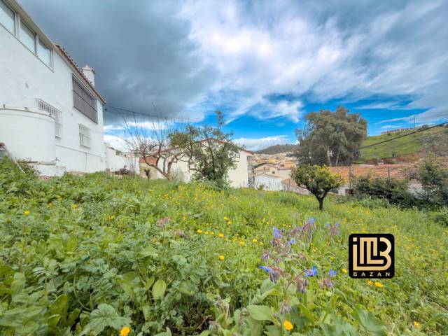 Terreno en Venta en Calle Grafito en Santa Isabel