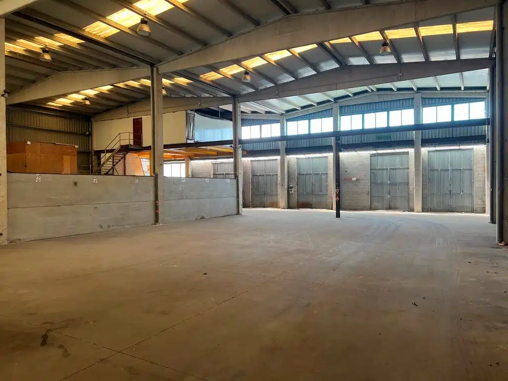 Nau industrial en venda a Begonte, imagen 3