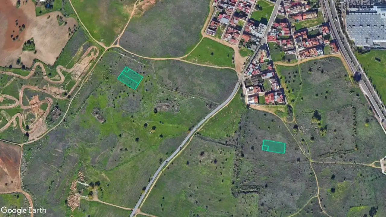 Terreni e lotti in vendita a c/ sunp-2