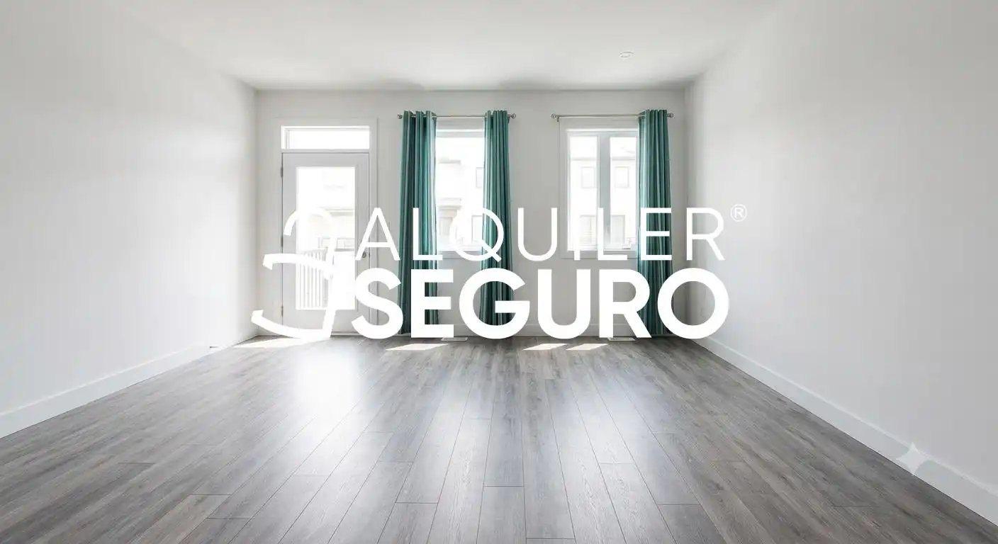 Bedroom of Flat for rent in Madrid  with Air Conditioner, Heating and Terrace
