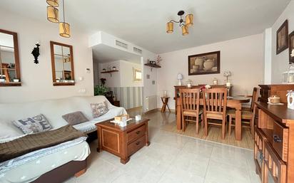 Living room of Single-family semi-detached for sale in Plasencia  with Air Conditioner and Terrace