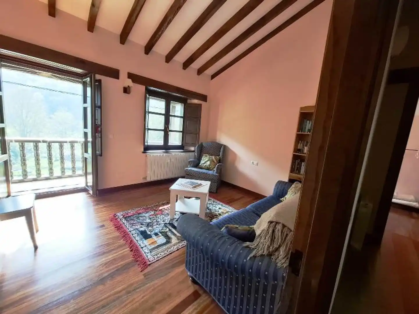 Sala de estar de Casa o chalet en venta en Los Tojos  con Calefacción y Trastero
