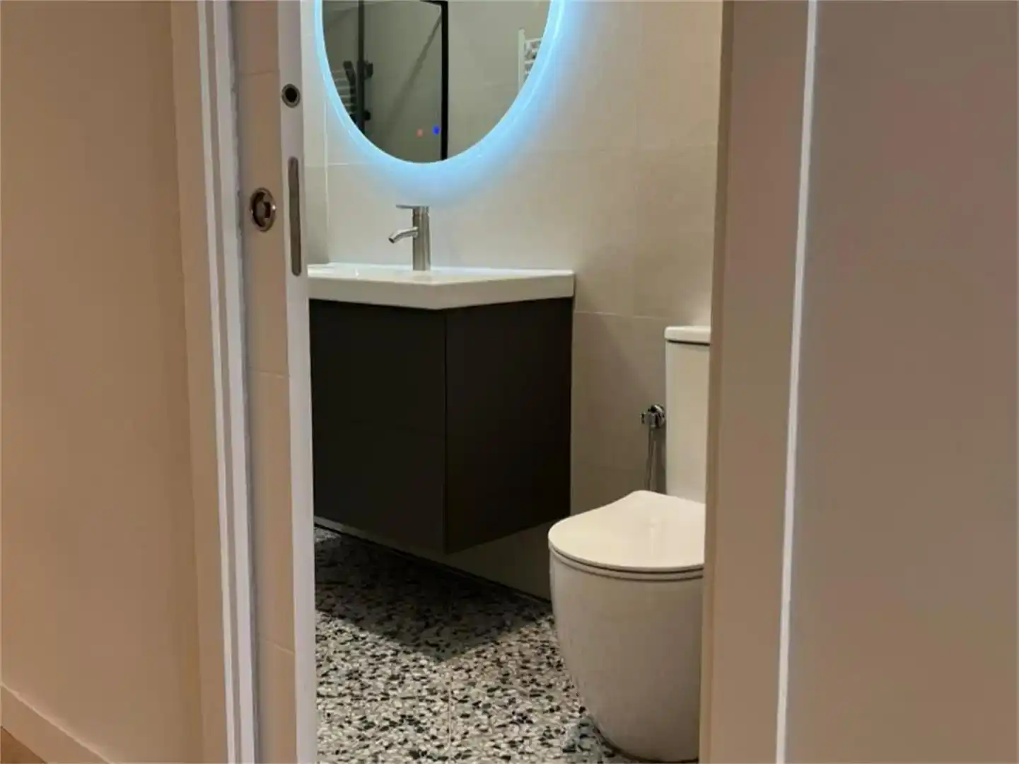 Bathroom of Flat for sale in  Madrid Capital  with Air Conditioner
