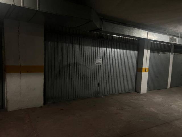 Garaje en Venta en Calle Lauría, 54 en Centro