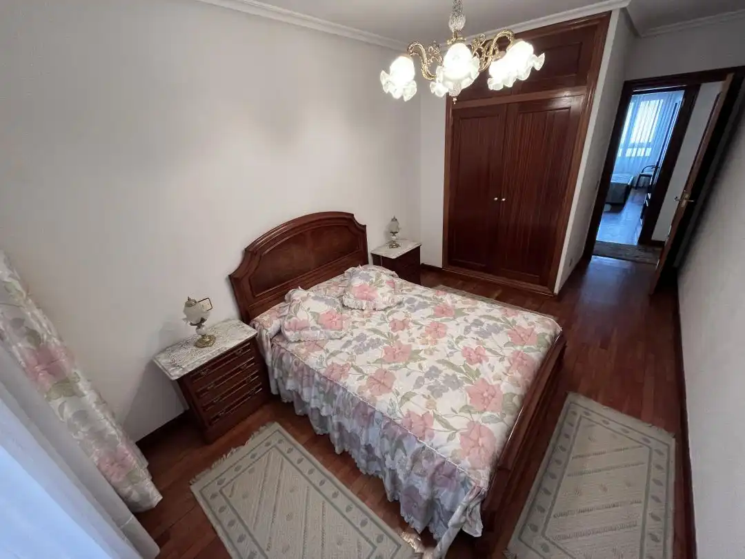 Habitación de Piso en venta en Medina de Pomar con Calefacción, Trastero y Amueblado