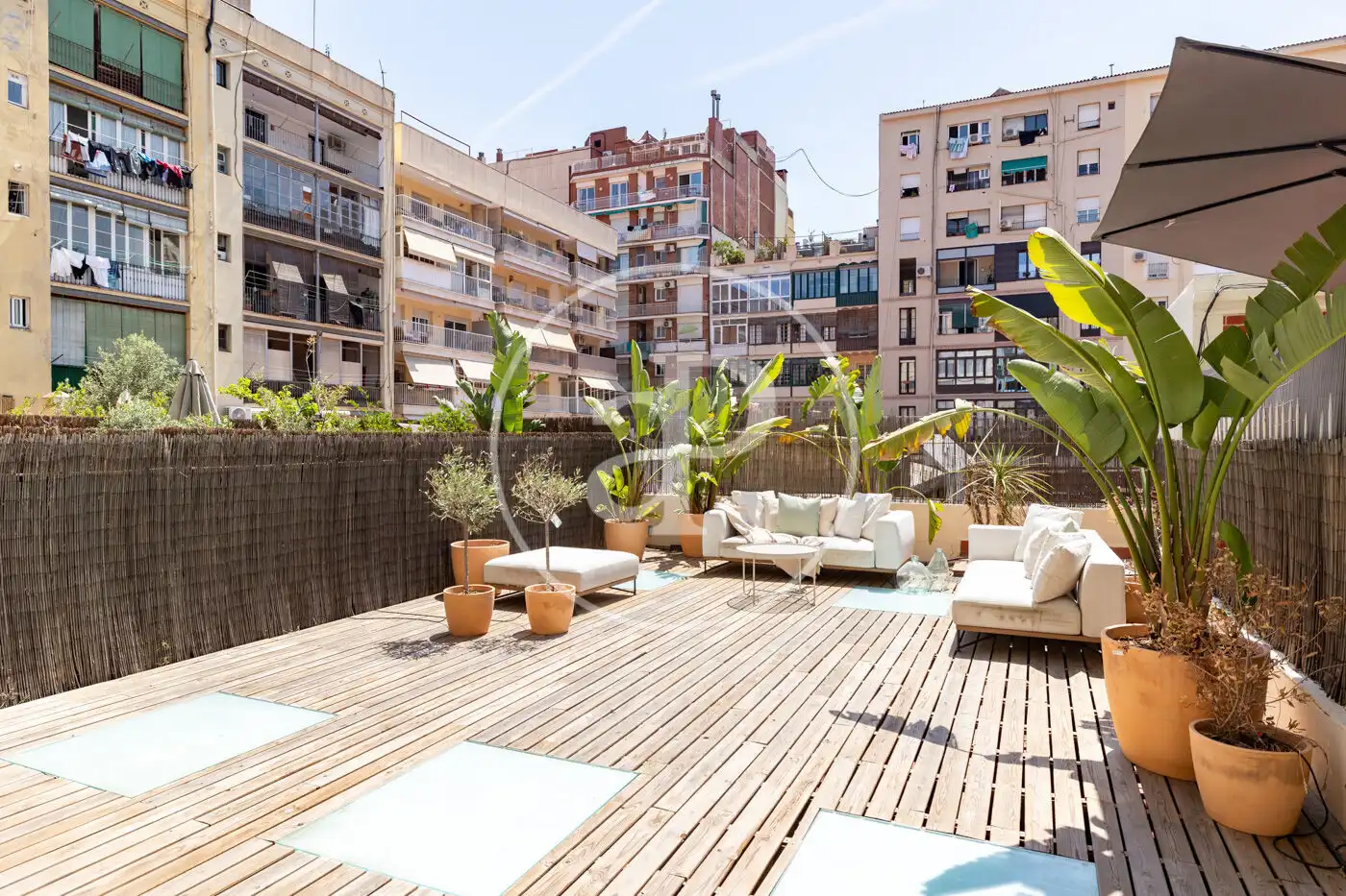 Terrasse von Wohnung zum Verkauf in Barcelona mit Klimaanlage, Heizung und Terrasse